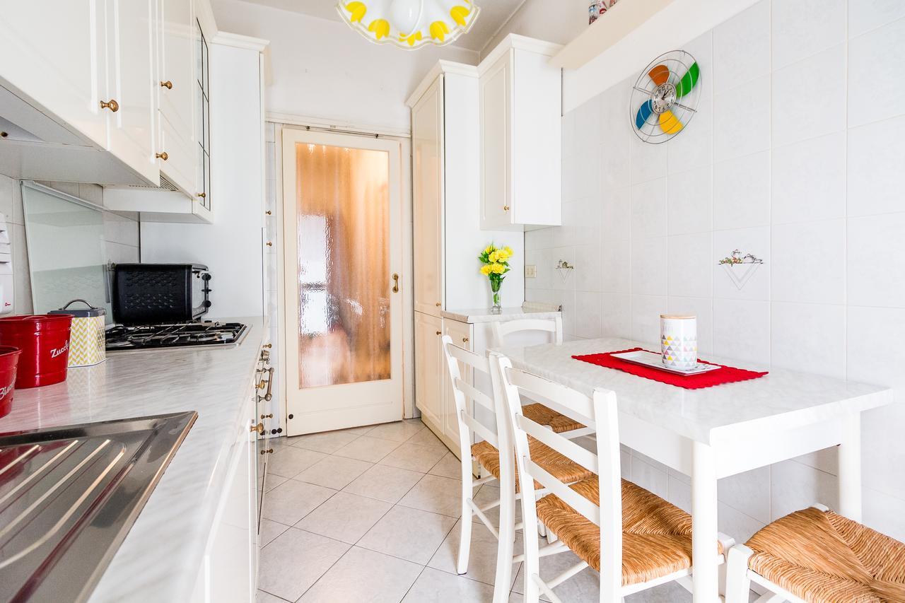 Ferienwohnung Alessia'S Flat- Darsena Porta Genova M2 Mailand Exterior foto
